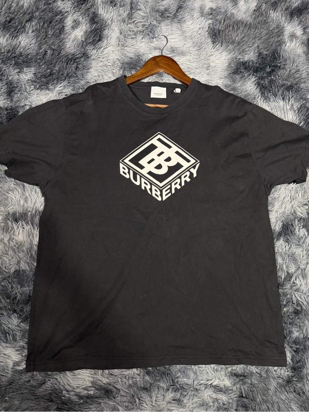 Burberry Tshirt